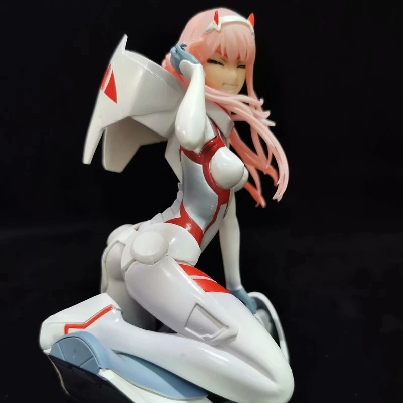kf Sbdb7fd1ccb3344ffa56b1d318fbc5ba4L - Darling In The FranXX Store